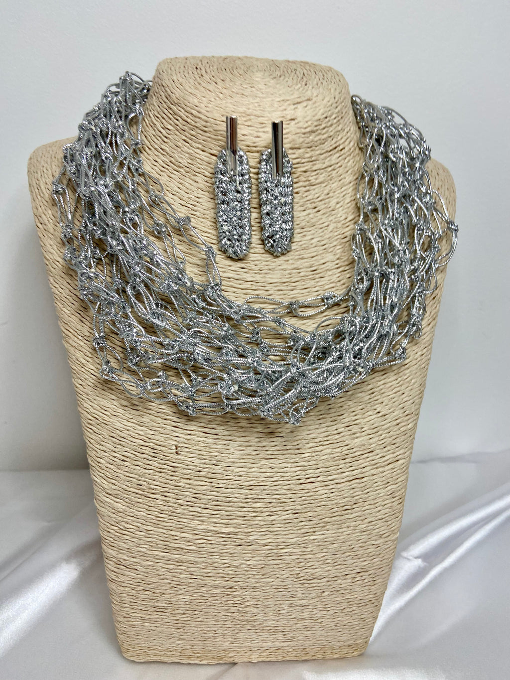 Conjunto Silver Flow | Crochê Metálico & Versatilidade Artesanal