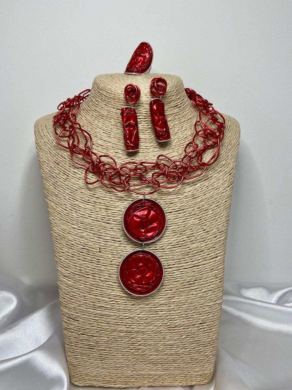 Conjunto Capsule Rouge | Alumínio Trançado & Upcycling em Vermelho Nespresso